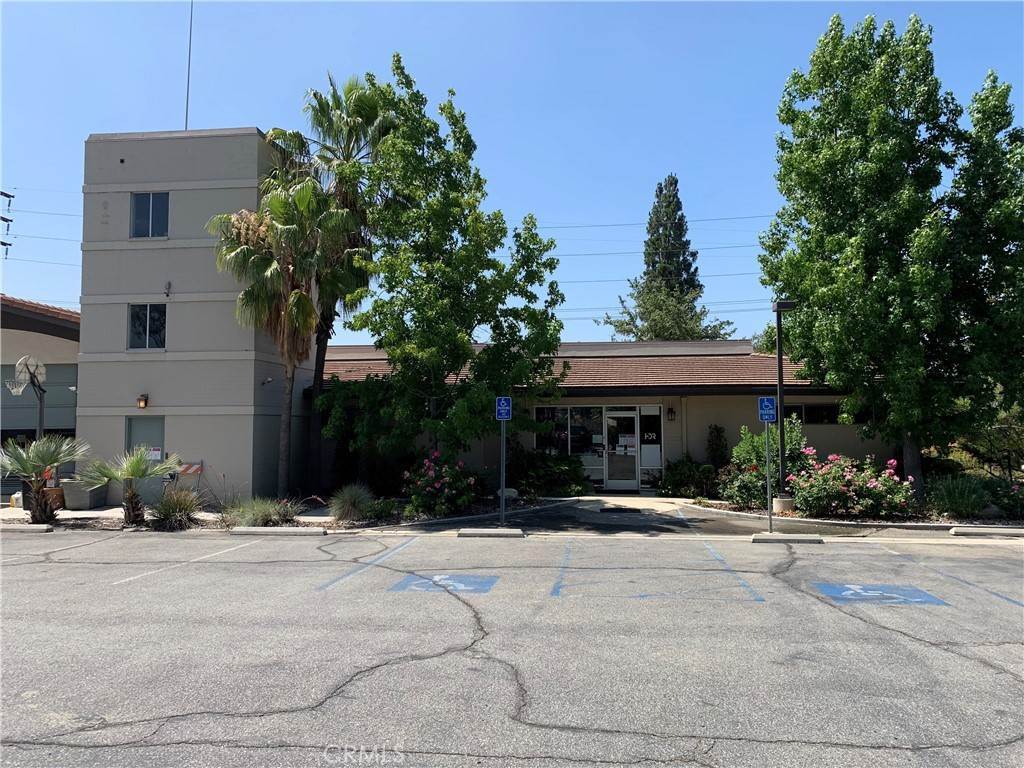 Commercial for Sale at 431 West Baseline Road Claremont, California 91711 United States