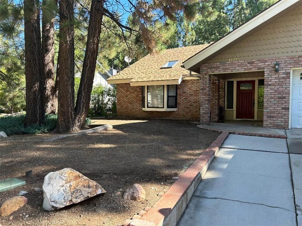 Single Family Homes for Sale at 41770 Tanager Drive Big Bear Lake, California 92315 United States