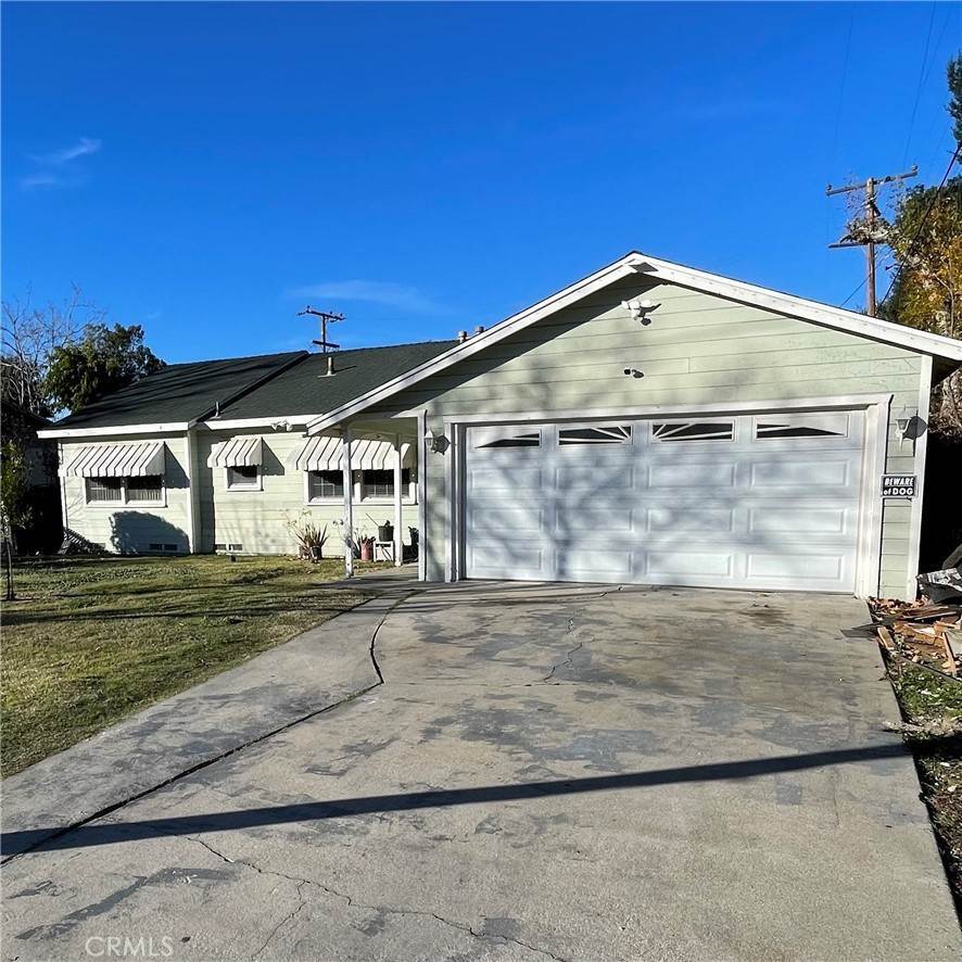 Single Family Homes for Sale at 596 Country Club Lane San Bernardino, California 92404 United States