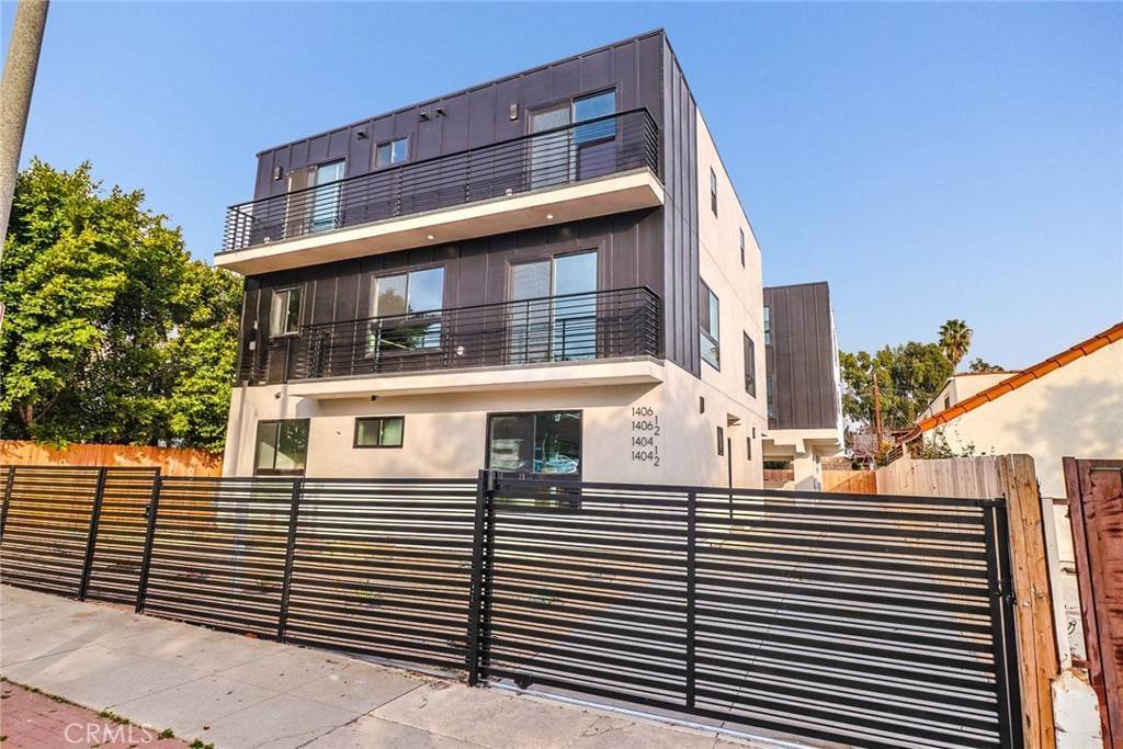 Residential Lease at 1406 N Sycamore Ave Hollywood, California 90028 United States