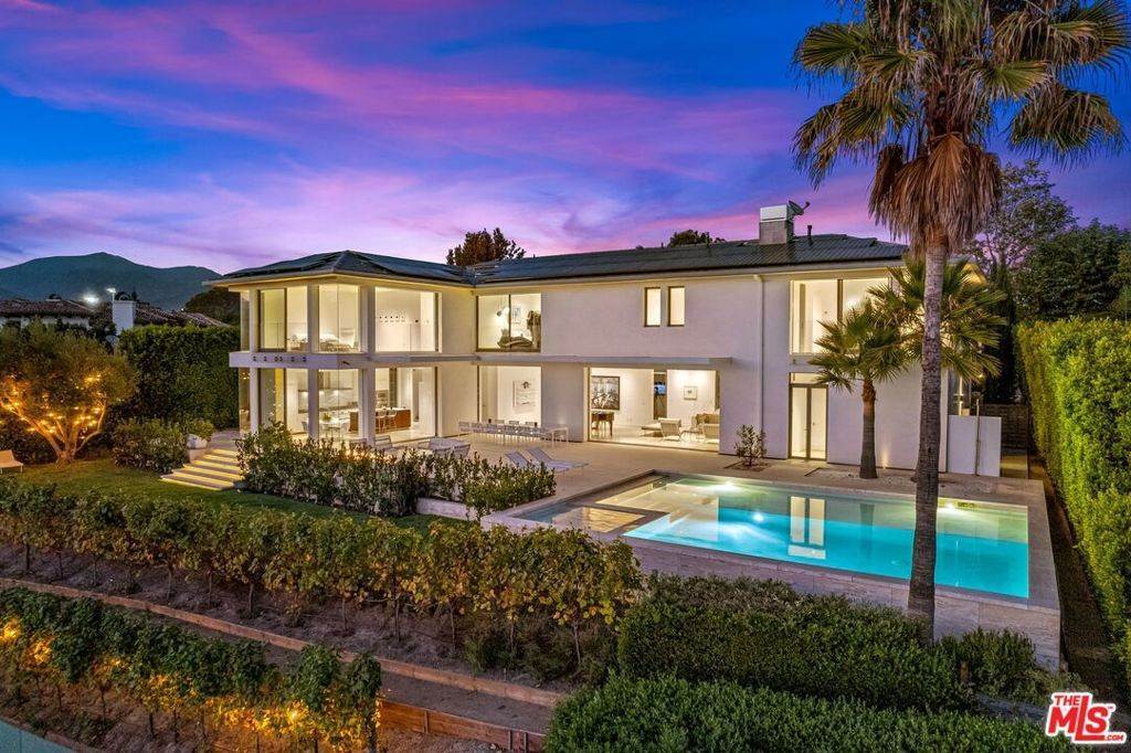 Residential Lease at 623 Alma Real Drive Pacific Palisades, California 90272 United States