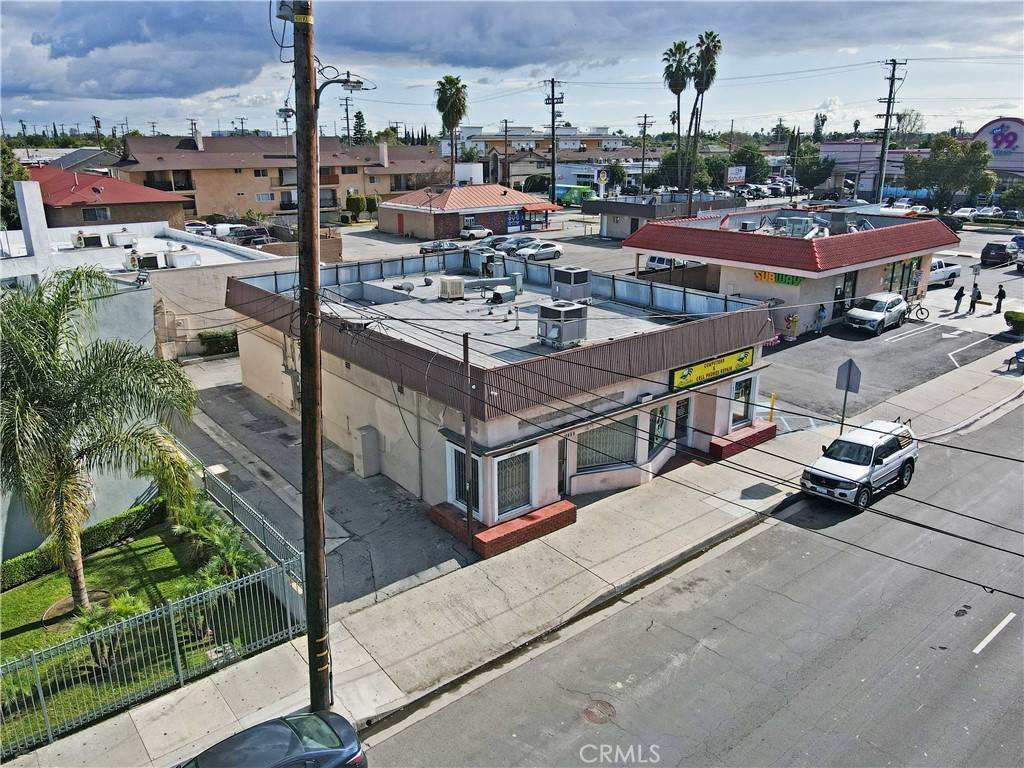 Коммерческий в 11850 Paramount Boulevard Downey, Калифорния 90241 Соединенные Штаты