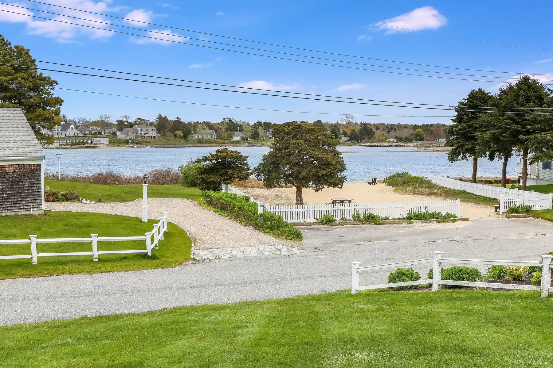4. Single Family Homes for Sale at 21 Grandview Drive South Yarmouth MA 21 Grandview Drive Yarmouth, Massachusetts 02664 United States