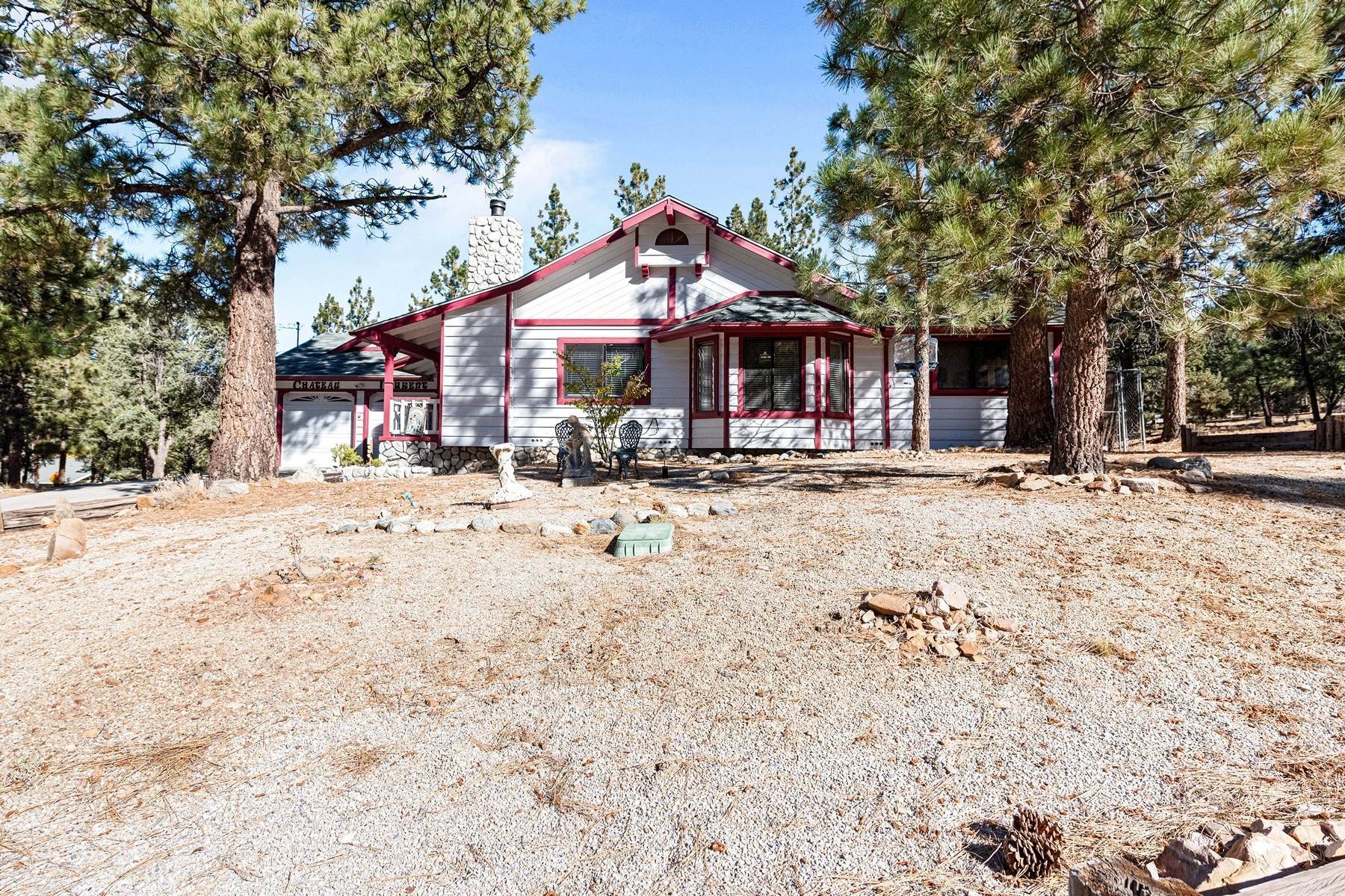 Single Family Homes for Sale at 1267 Sun View Drive, Big Bear City, California 92314 1267 Sun View Drive Big Bear City, California 92314 United States
