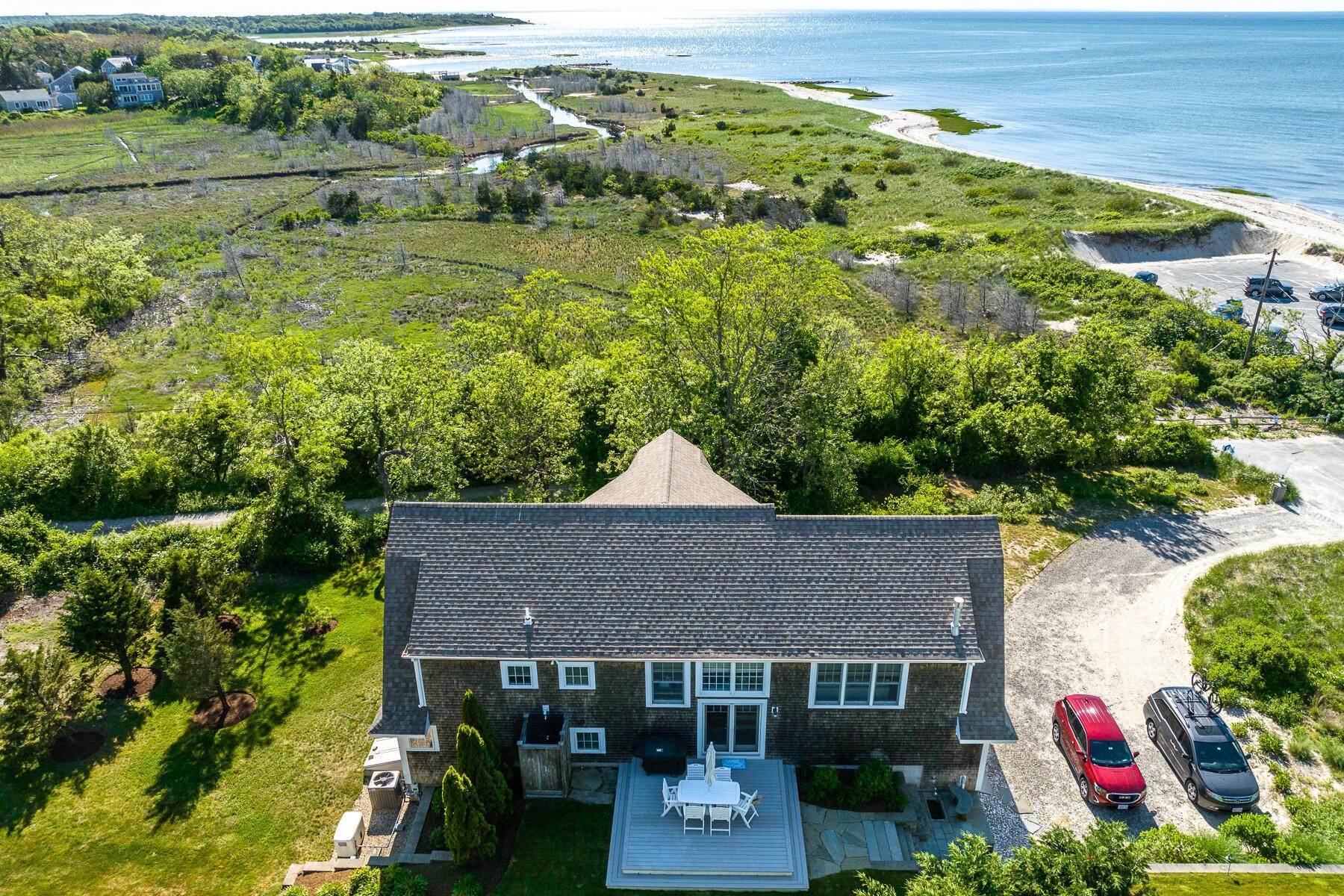 Single Family Homes for Sale at 371 Robbins Hill Road, Brewster, MA, 02631 371 Robbins Hill Road Brewster, Massachusetts 02631 United States