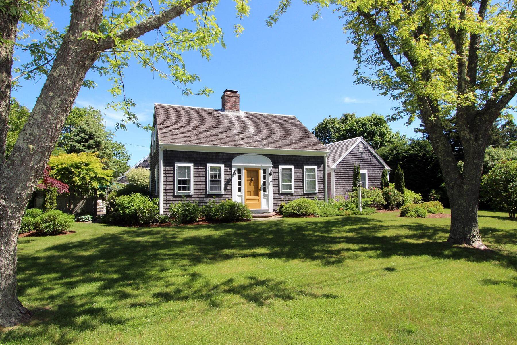 Single Family Homes for Sale at 244 Barcliff Avenue, Chatham, MA, 02633 244 Barcliff Ave Chatham, Massachusetts 02633 United States